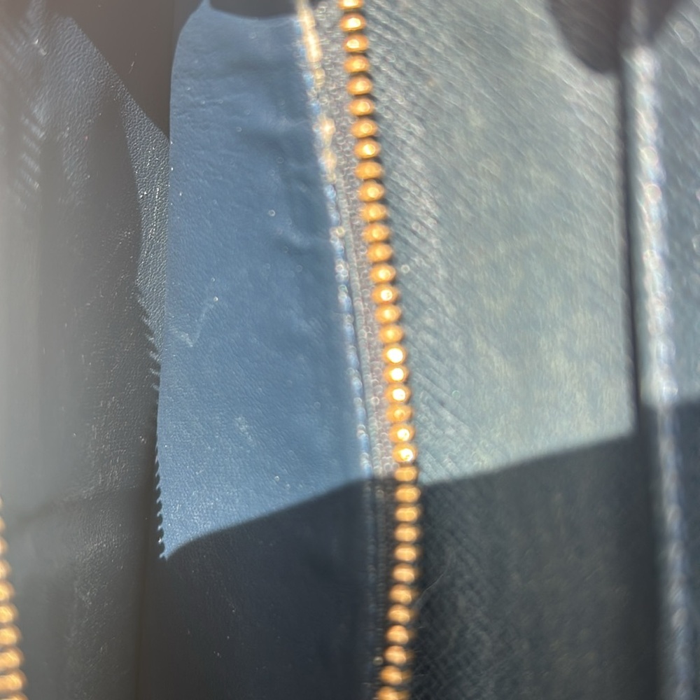 Louis Vuitton Wallet - Picture 5 of 7